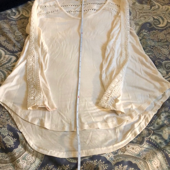 Deletta from Anthropologie top - Picture 7 of 8